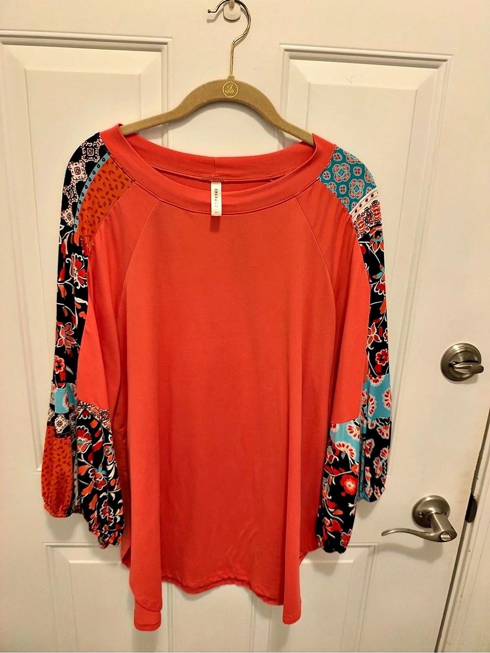 Emerald Floral Sleeve Tunic in Orange Size Large